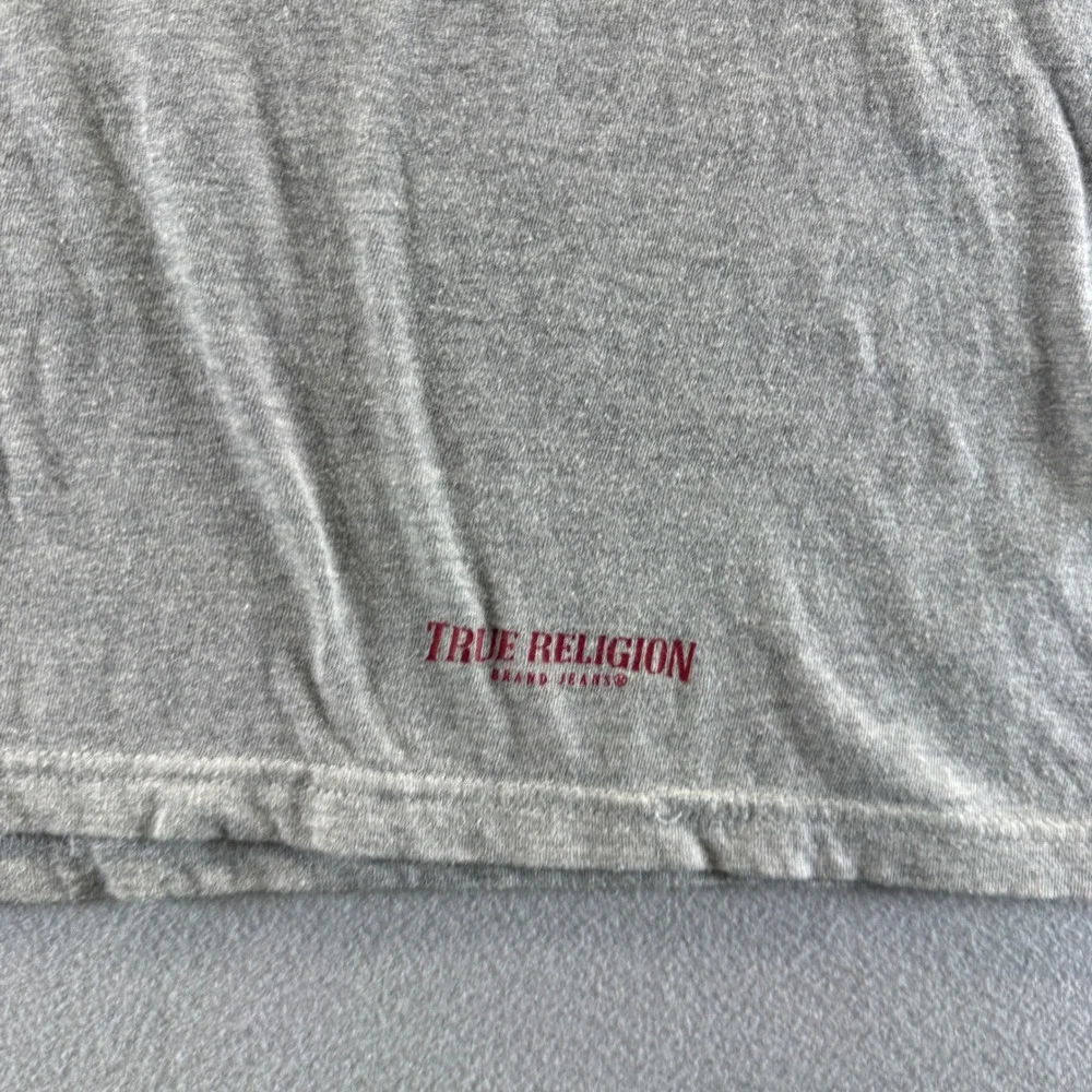 True Religion Mens V-Neck T-Shirt Gray Short Sleeve Logo Graphic Tee Large